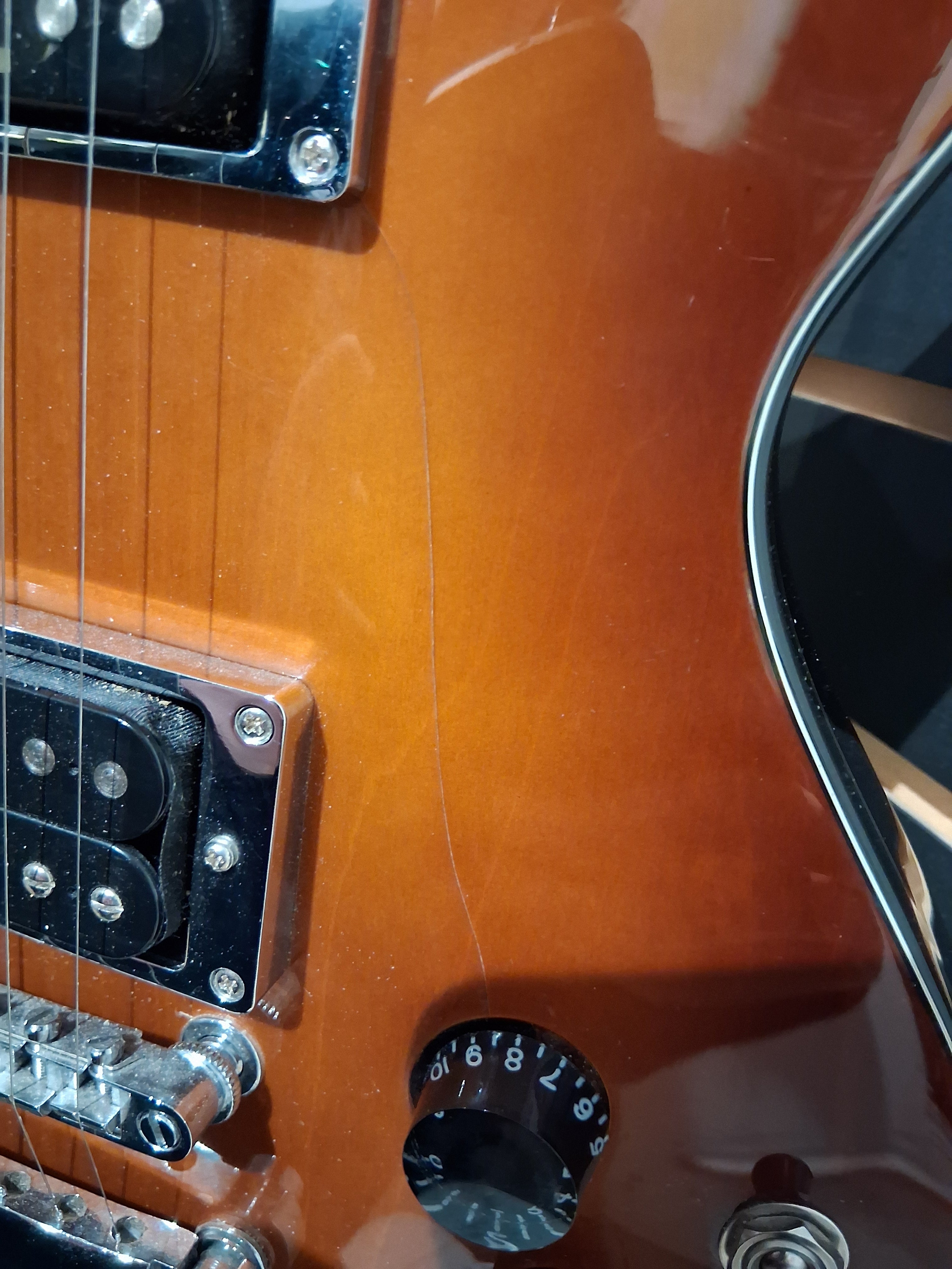 Ibanez - Gio Art - sunburst - Used (cracked varnish)