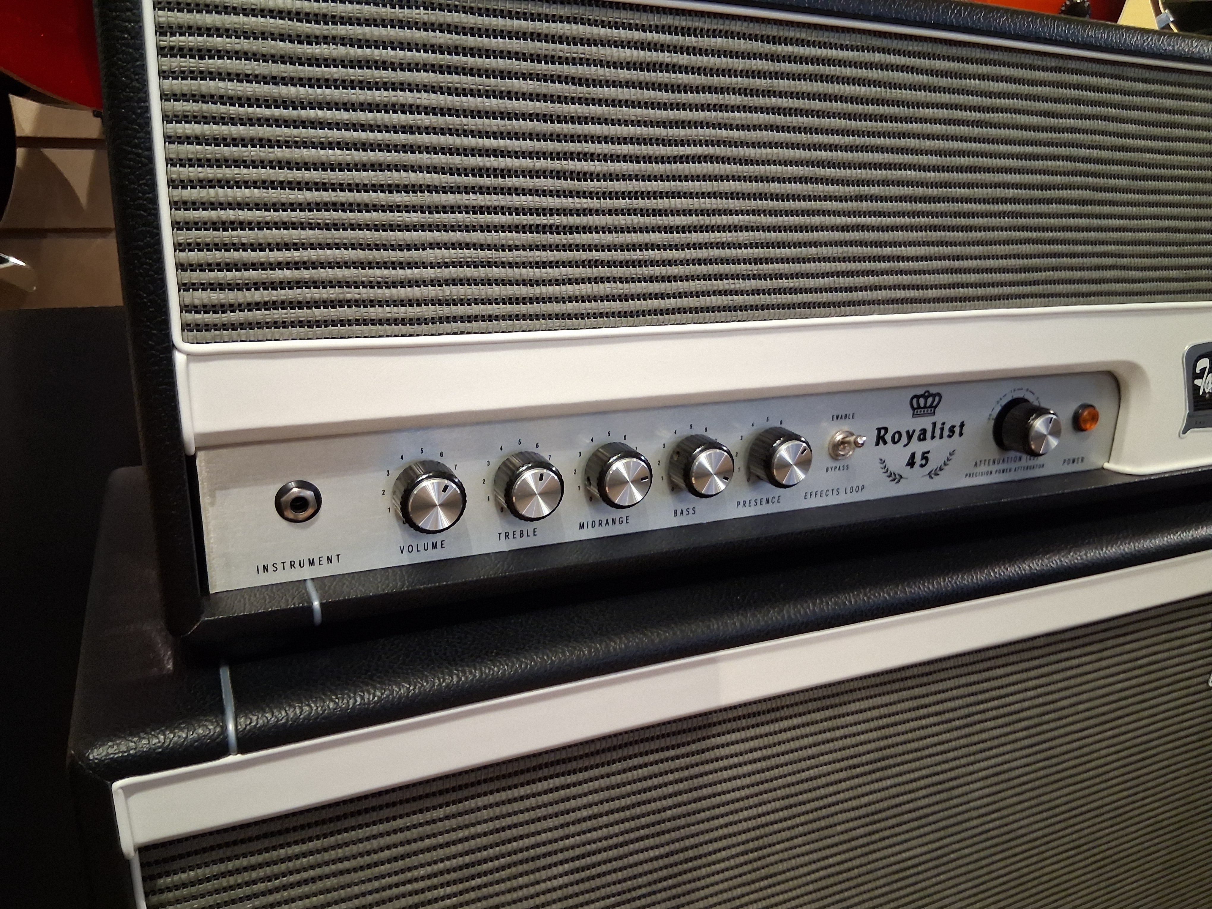 Tone King Royalist 45 MK I + Royalist Cabinet 2X12 -USED-