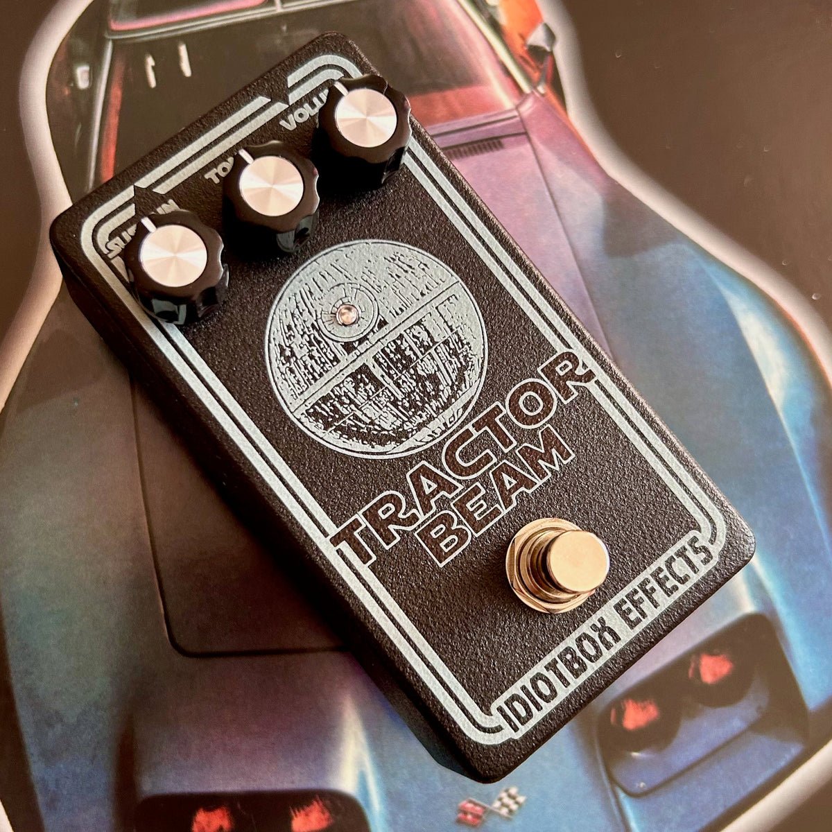 IdiotBox Pedals Tractor Beam
