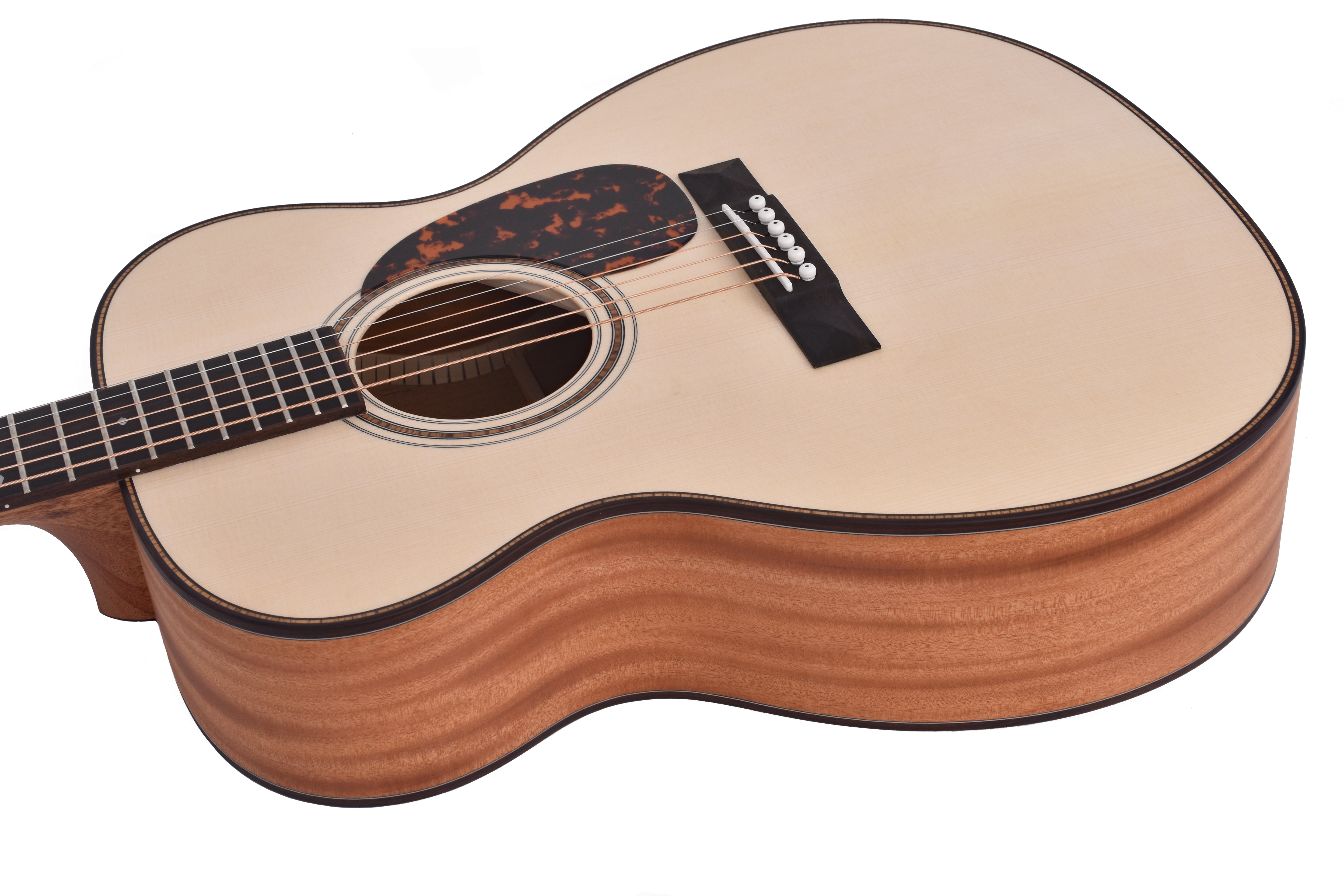 Larrivée OM-24E Series Mahogany