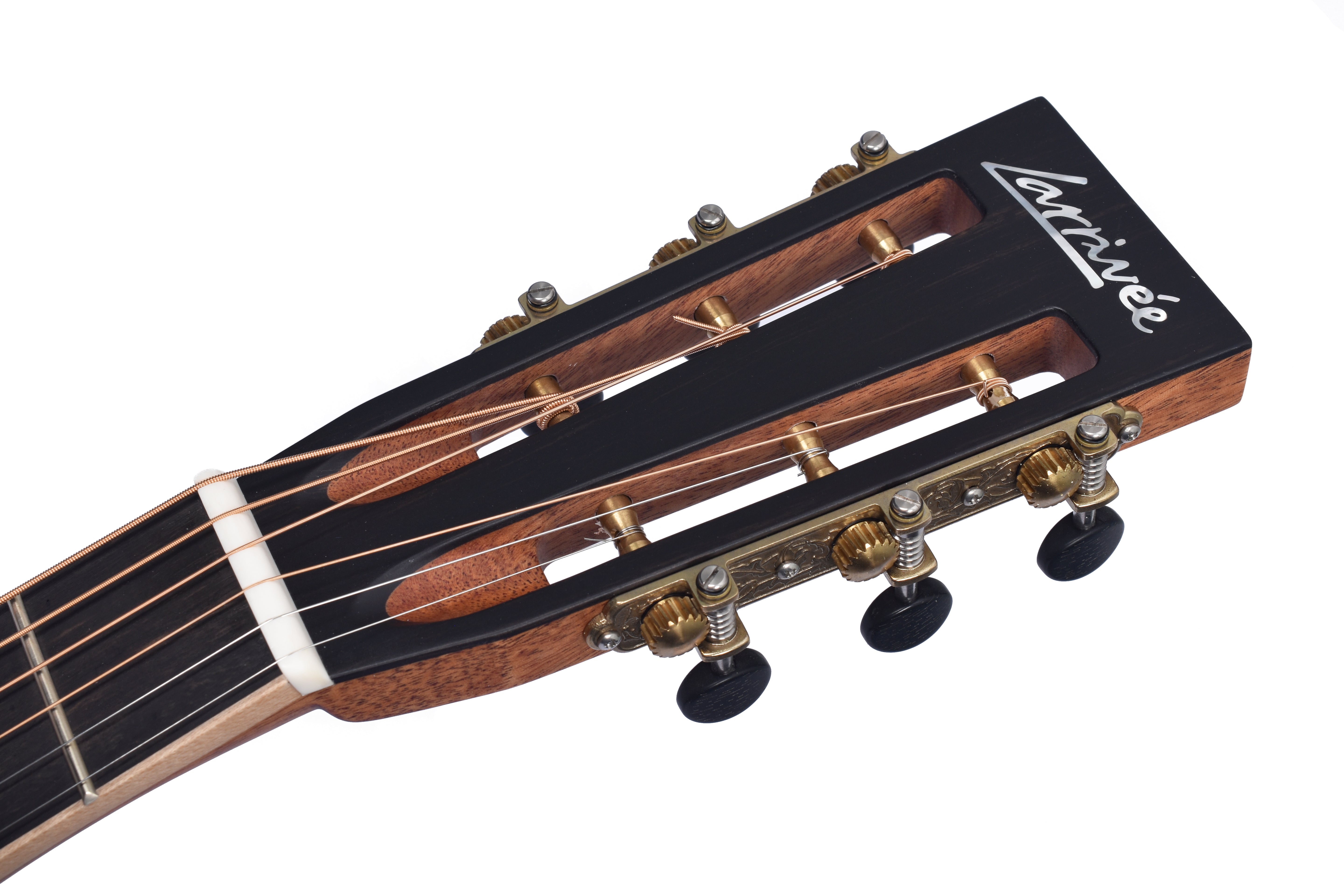 Larrivée SD-60E 60 Series