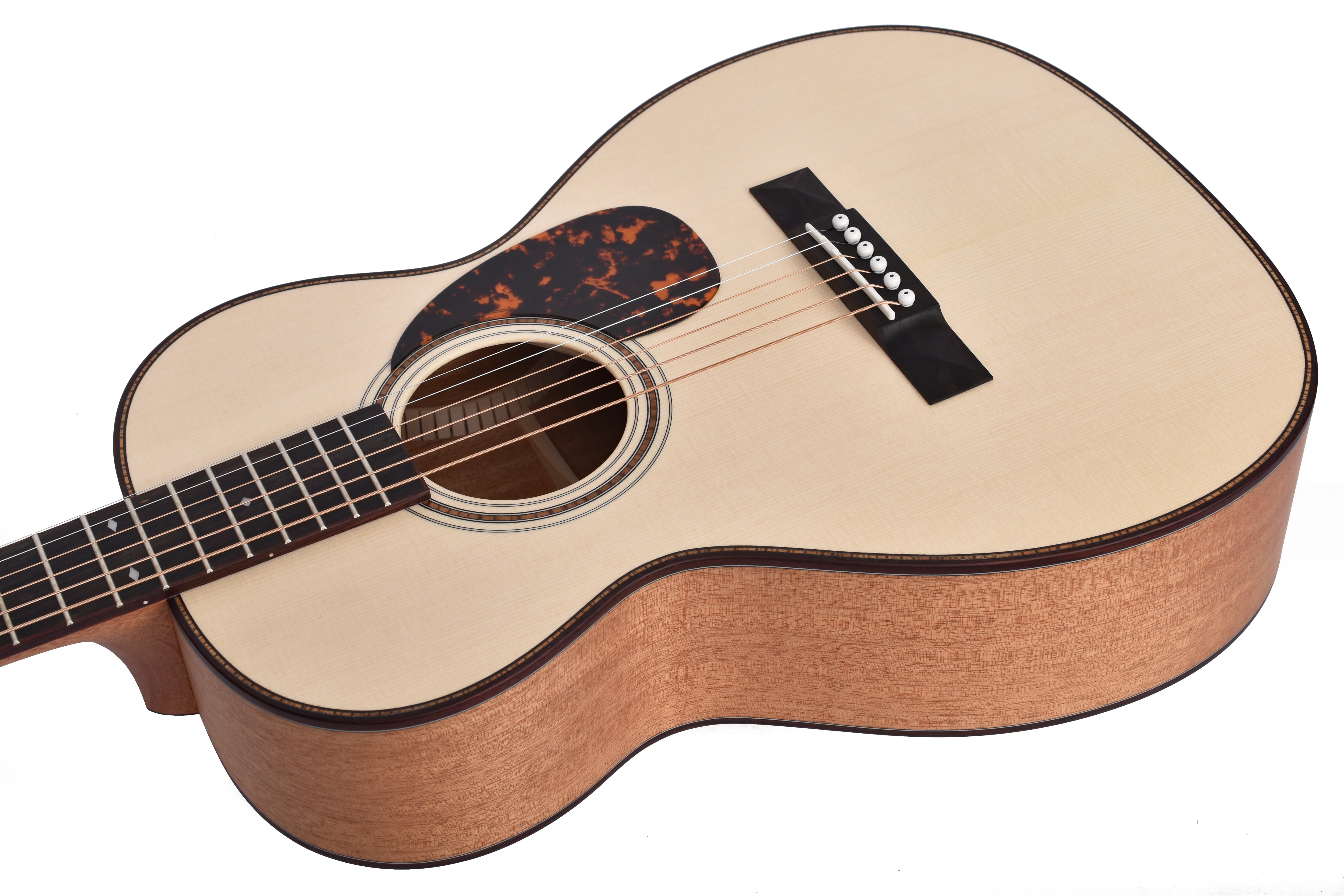 Larrivée OO-24 Series Mahogany