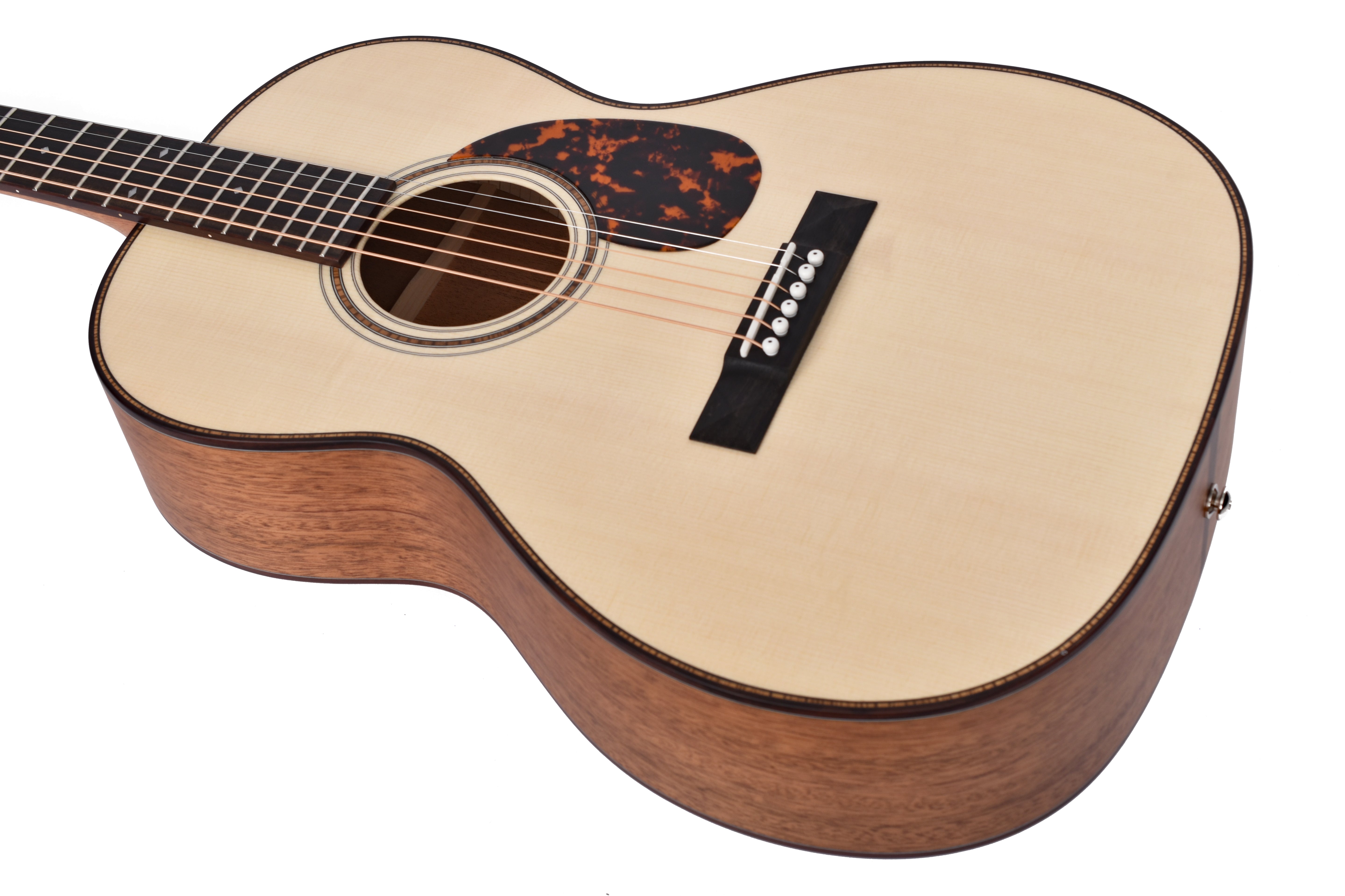 Larrivée OOO-24 Series Mahogany