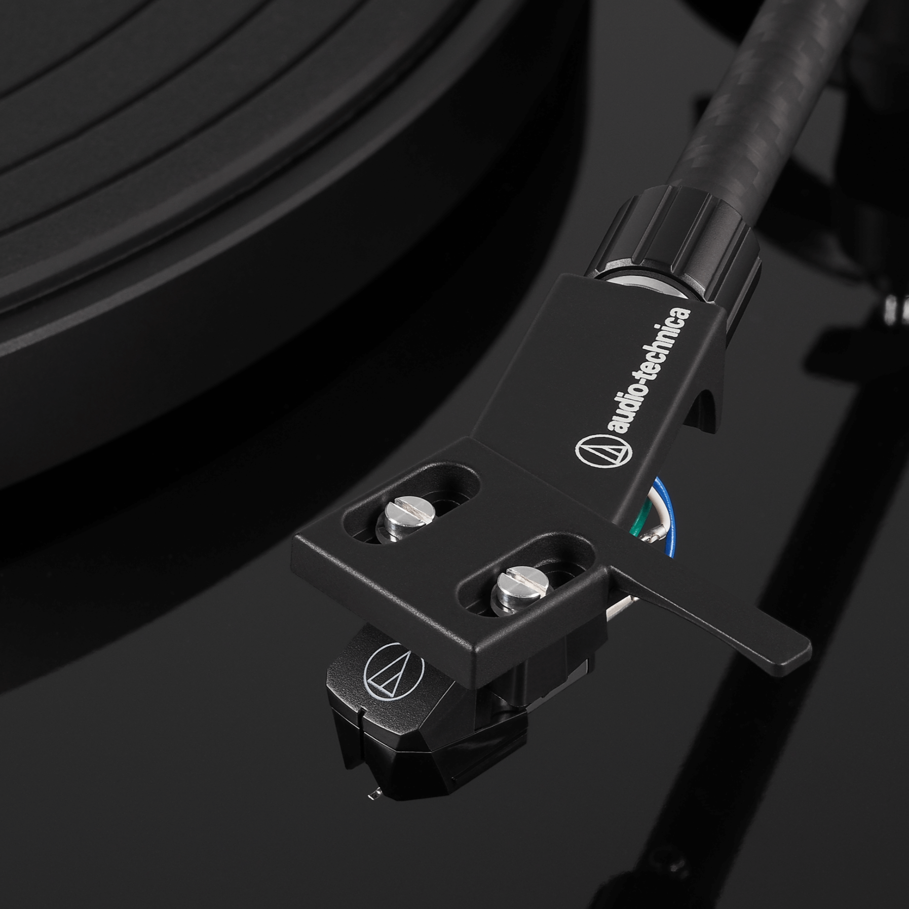 Audio-Technica - Fully Manual Belt-Drive Turntable AT-LPW50PB