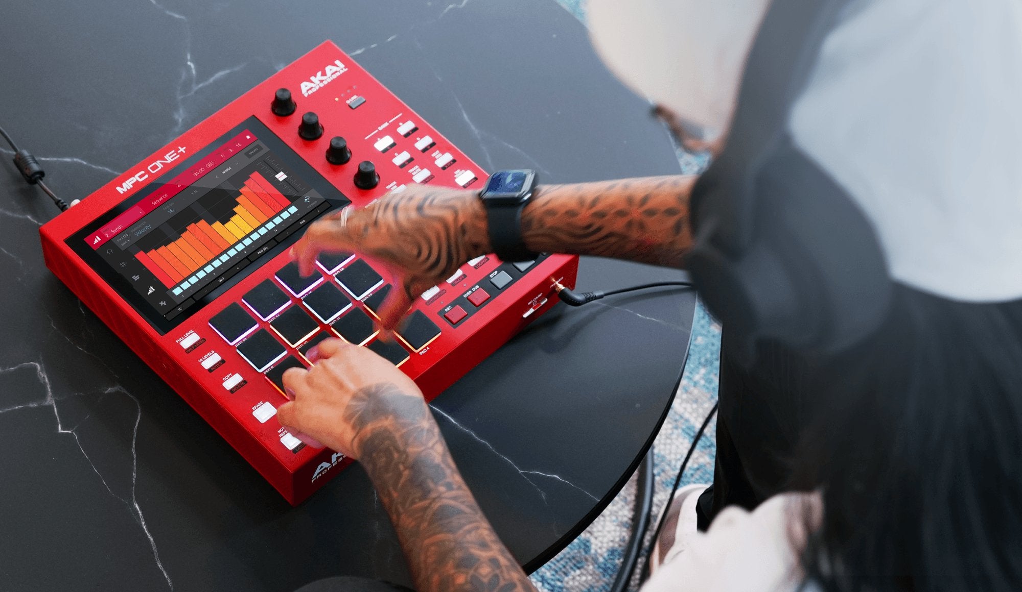 Akai MPC ONE Standalone Music Production Center - La Boîte Musicale - Workstation - Akaï -