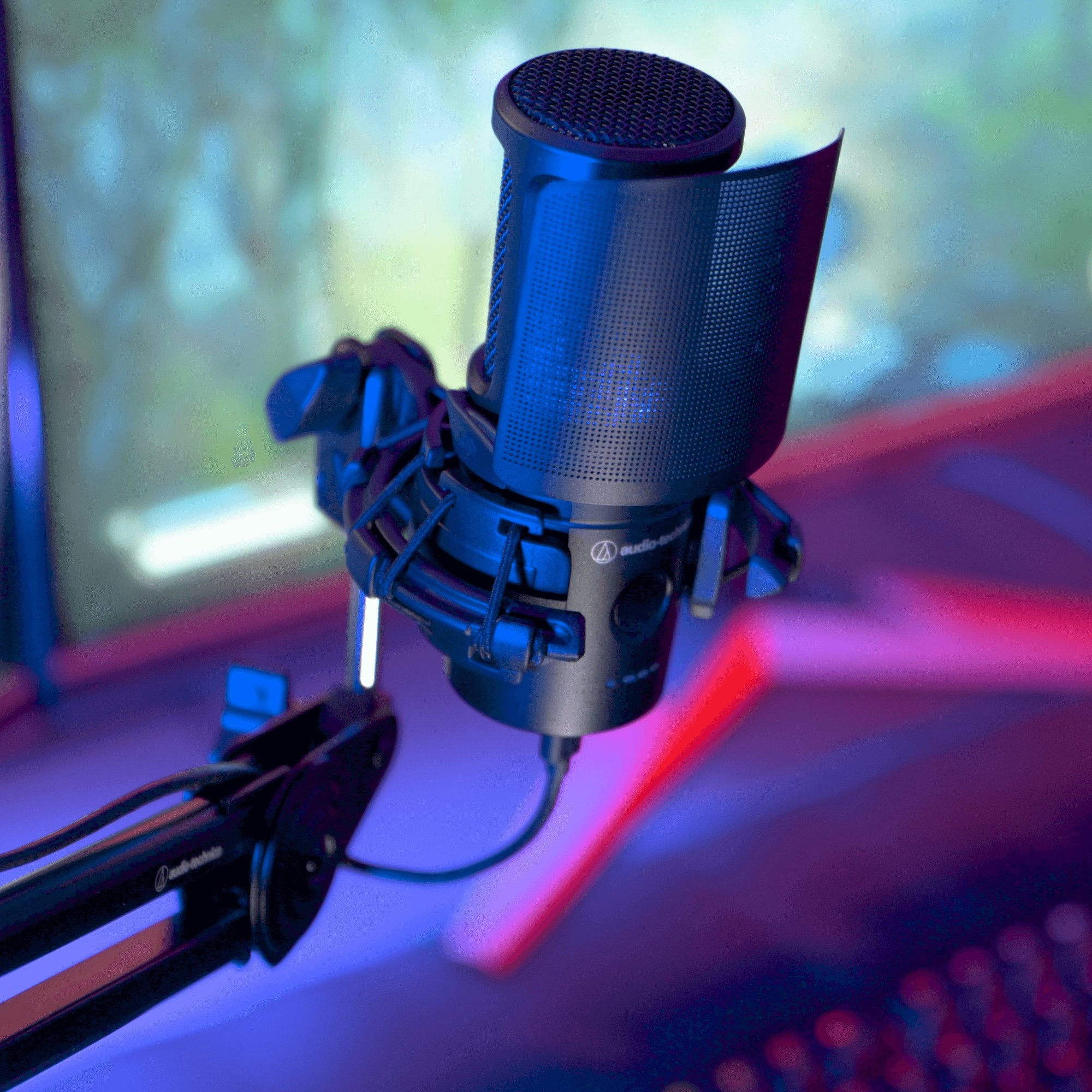 Audio - Technica - Cardioid Condenser USB Microphone AT2020USB - XP - La Boîte Musicale - Microphones - Audio - Technica -