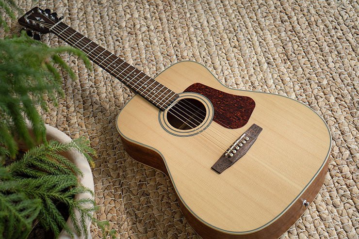 Cort Guitars - Natual Satin Acoustic Guitar - La Boîte Musicale - Acoustic Guitars - Cort -