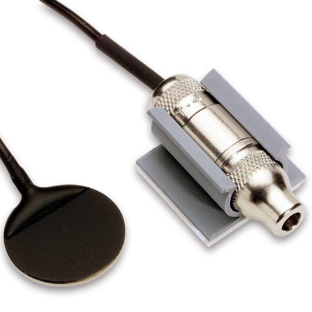 Fishman - FISBT - C Soundboard Transducer - La Boîte Musicale - Acoustic Guitar Pickups - Fishman -