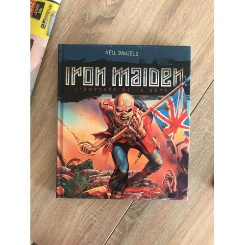 Iron Maiden - L'Odyssée De La Bête (Livre) - La Boîte Musicale - La Boîte Musicale -