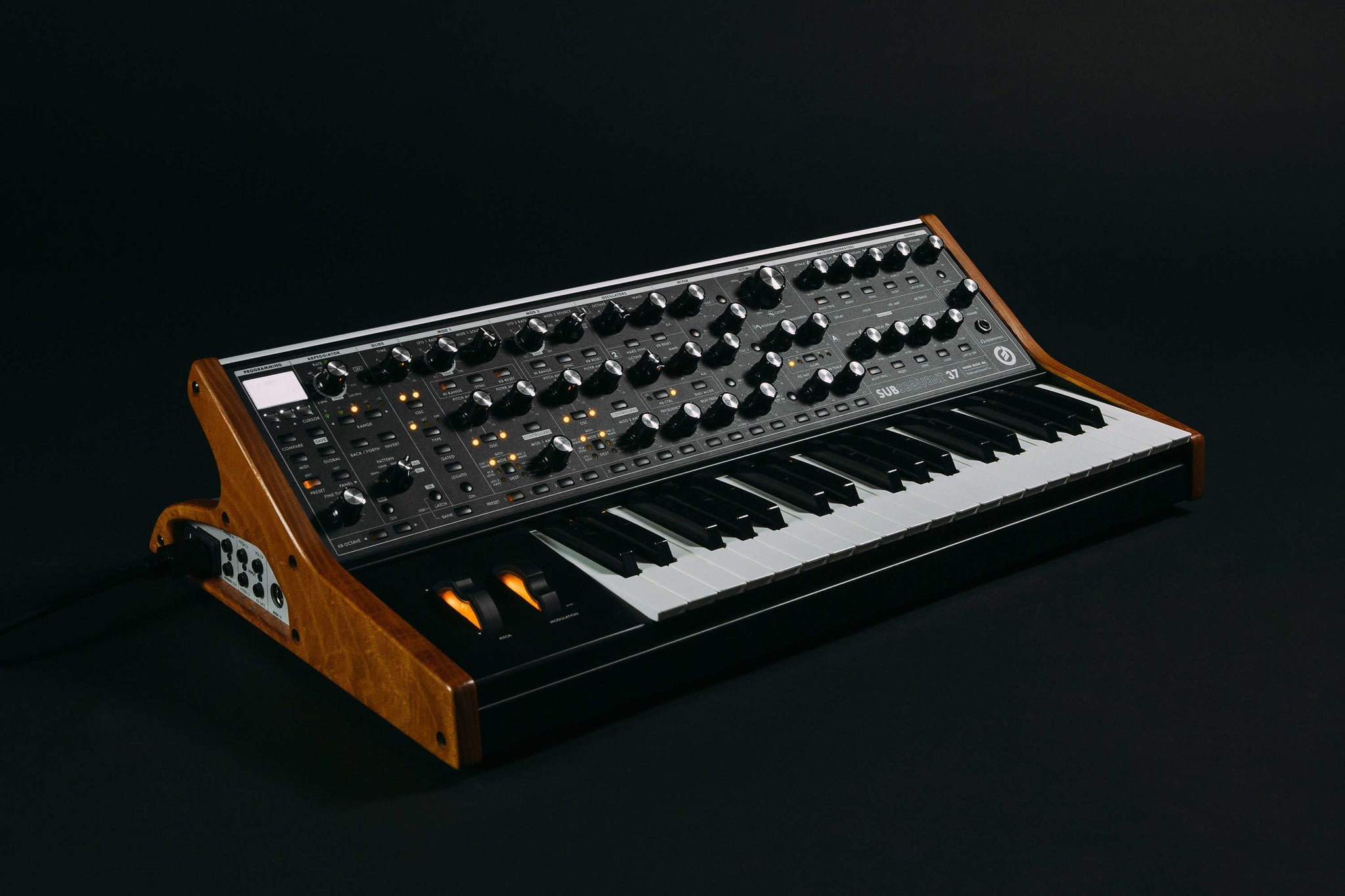 Moog - Subsequent 37 Analog Synthesizer - La Boîte Musicale - Synthesizers - Moog -