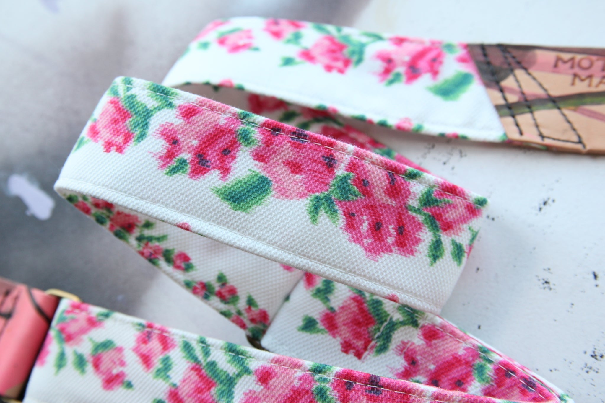 Mother Mary Company - Edith Guitar Strap - La Boîte Musicale - Mother Mary Company -
