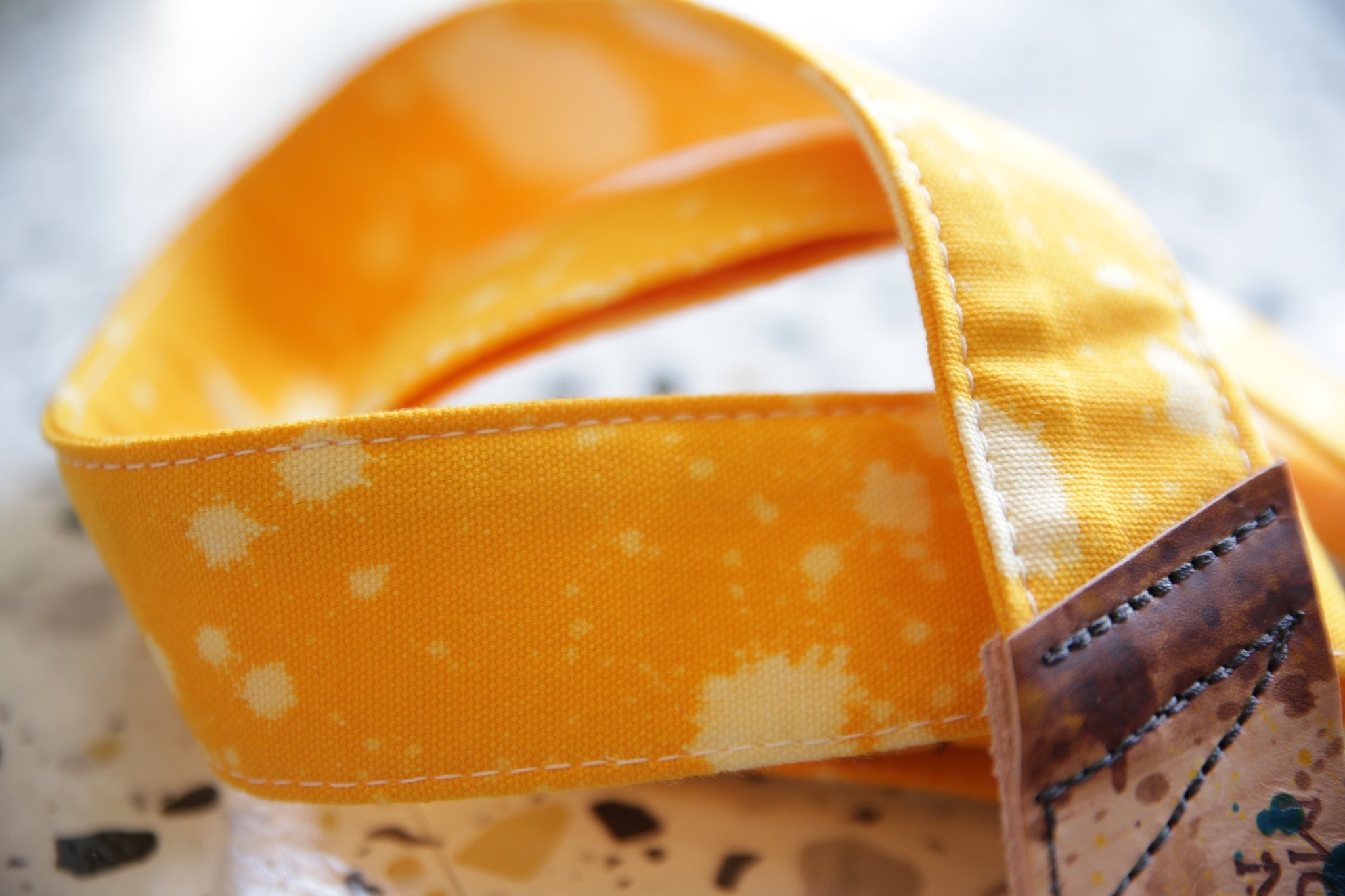 Mother Mary Company - Yellow Bleached Guitar Strap - La Boîte Musicale - Mother Mary Company -