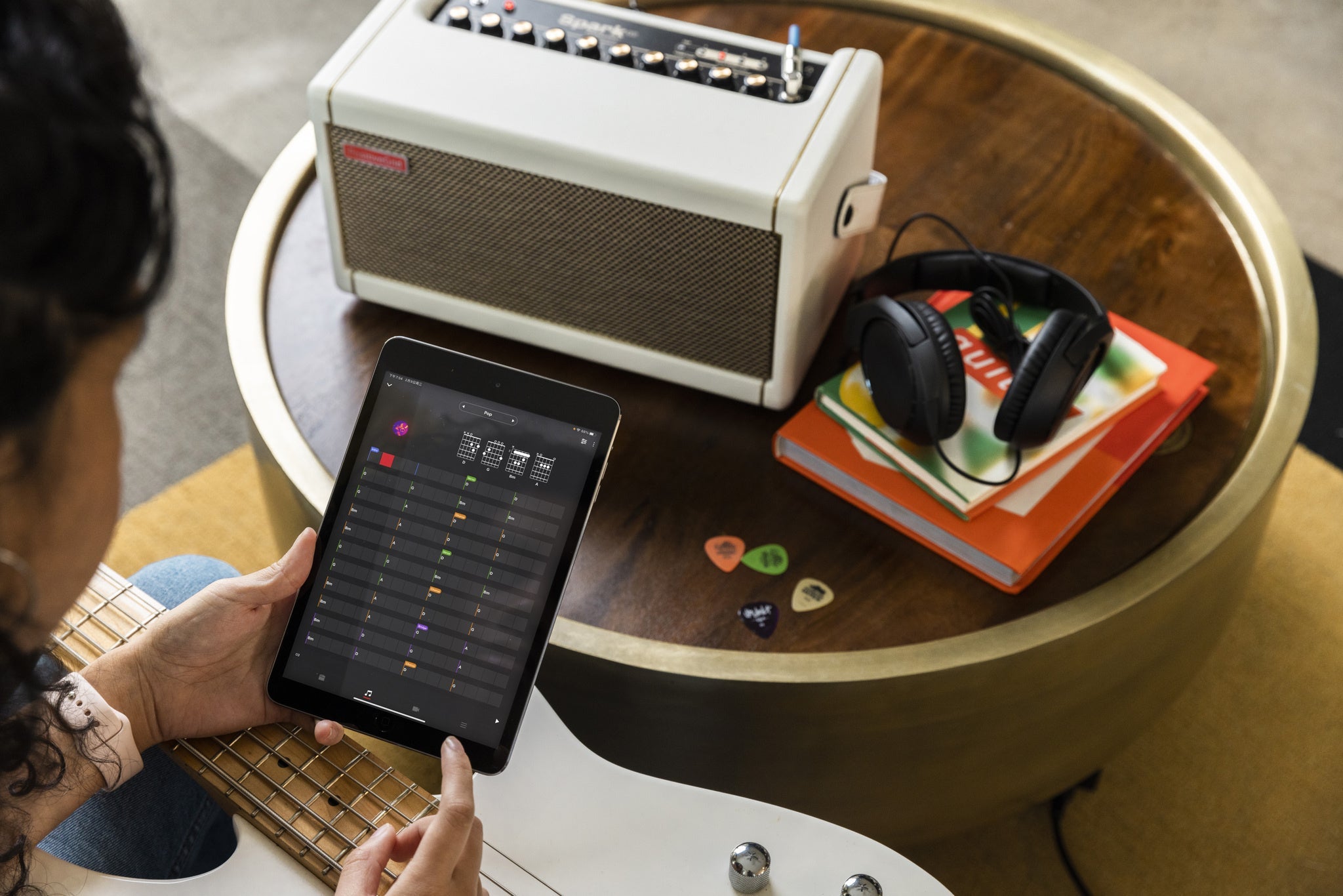 Positive Grid - 40W Guitar - Bass & Acoustic Amplifier Combo Amp - Pearl - La Boîte Musicale - Electric Guitar Amplifier - Positive Grid -