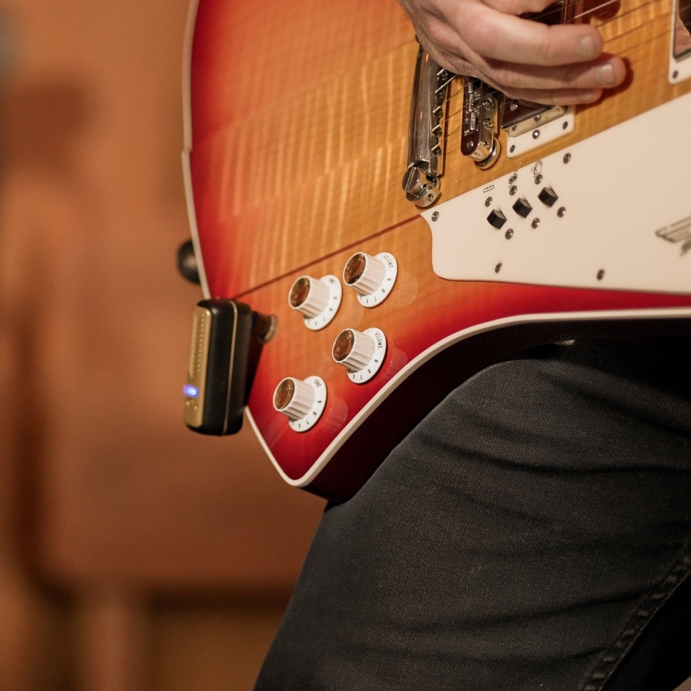 Positive Grid - Ultra - Low Latency Wireless Guitar System - Gold - La Boîte Musicale - La Boîte Musicale -