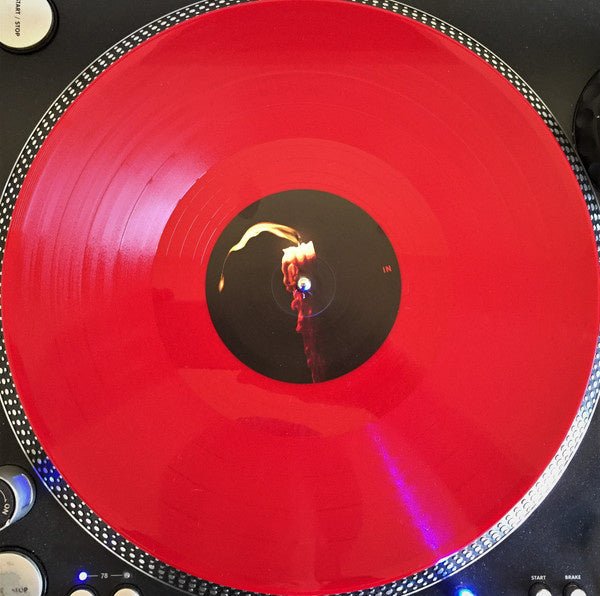 Queens Of The Stone Age - In Times New Roman L.E. Red Vinyl - La Boîte Musicale - Vinyl Records - Vinyl Records -