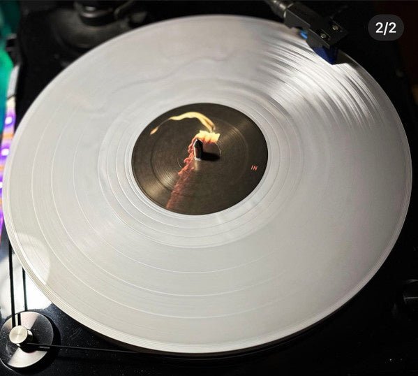 Queens Of The Stone Age - In Times New Roman L.E. Silver Vinyl - La Boîte Musicale - Vinyl Records - Vinyl Records -