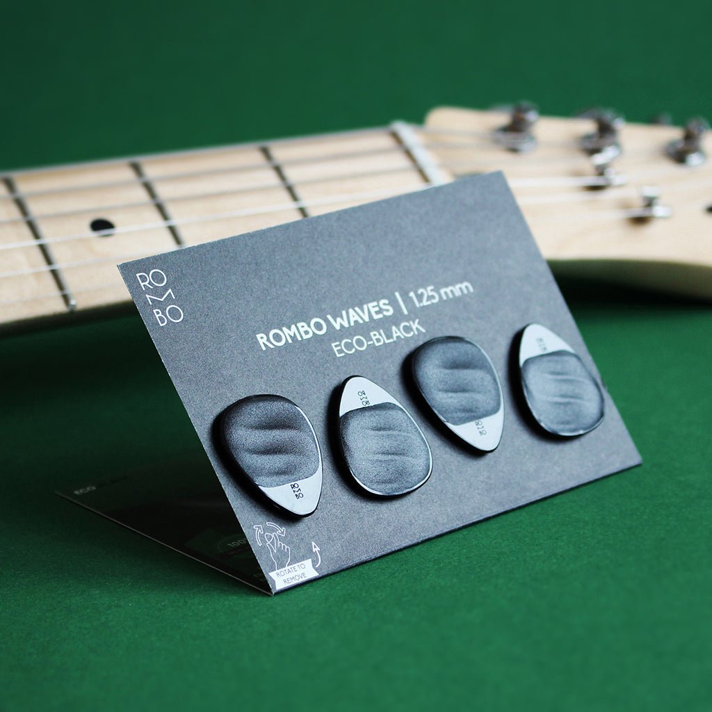 Rombo - The Rombo Waves Pick Set EcoBlack (4 guitar picks) - La Boîte Musicale - Rombo Picks -