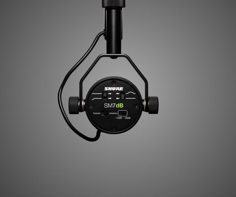 Shure - SM7DB Dynamic Vocal Microphone With Built - in Preamp - La Boîte Musicale - Microphones - Shure -