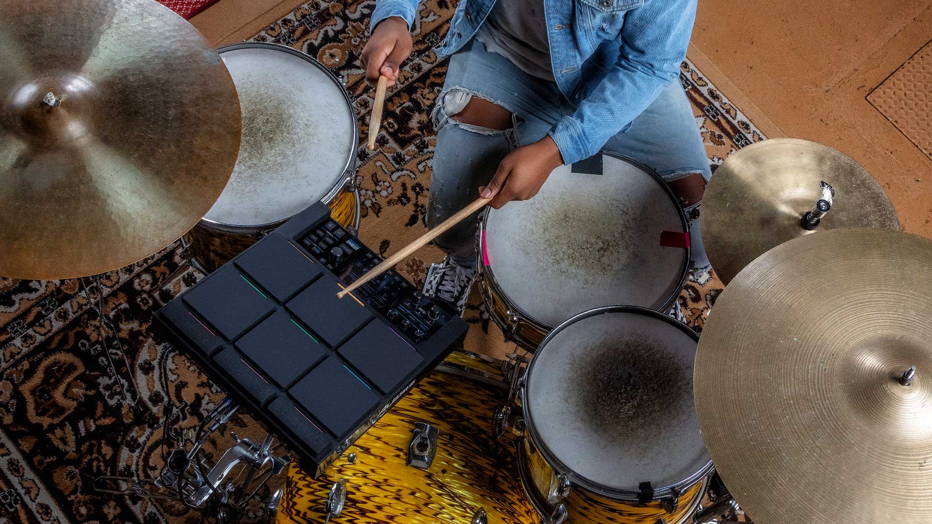 Alesis - Strike MultiPad Professional Percussion MultiPad