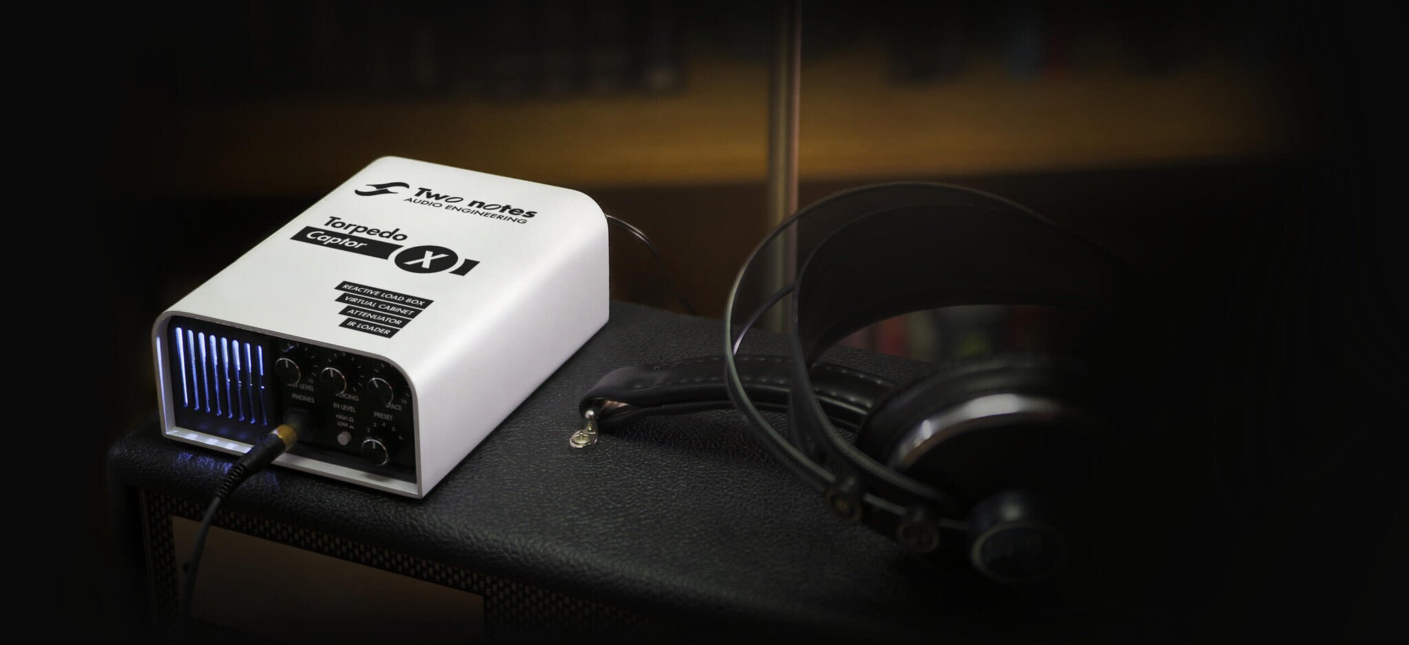 Torpedo Captor X - 8Ω load box - attenuator - cabinet simulator - IR loader - La Boîte Musicale - Attenuators - Two notes -