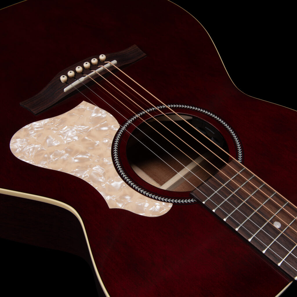 Seagull - M6 LTD Ruby Red CH EQ / SF