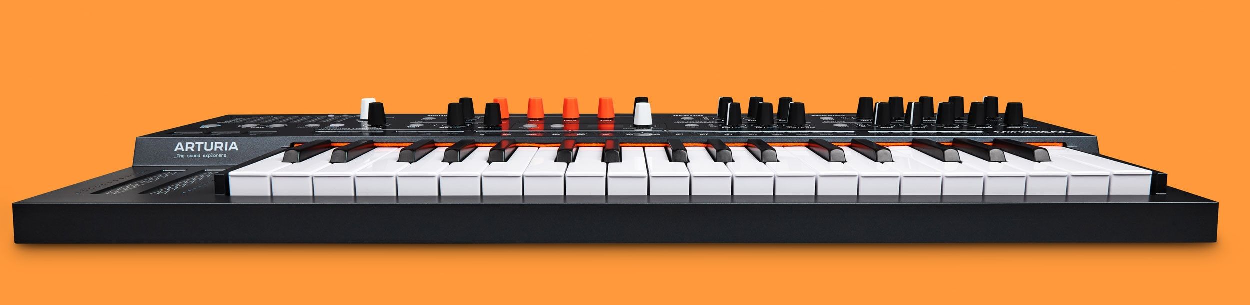 Arturia - MiniFreak Spontaneous algorithmic synthesizer