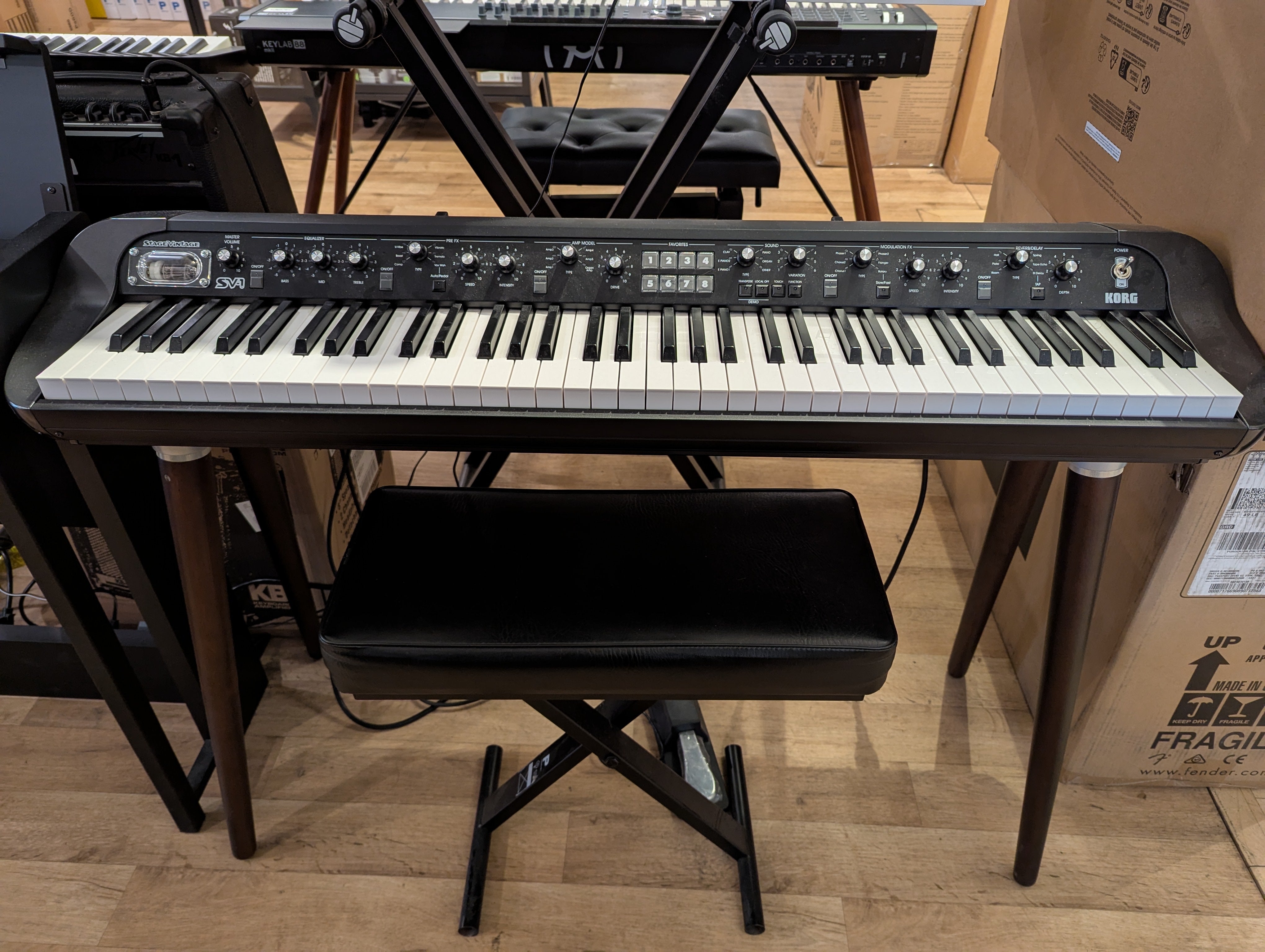 Korg SV1 Keyboard with extra support - USED