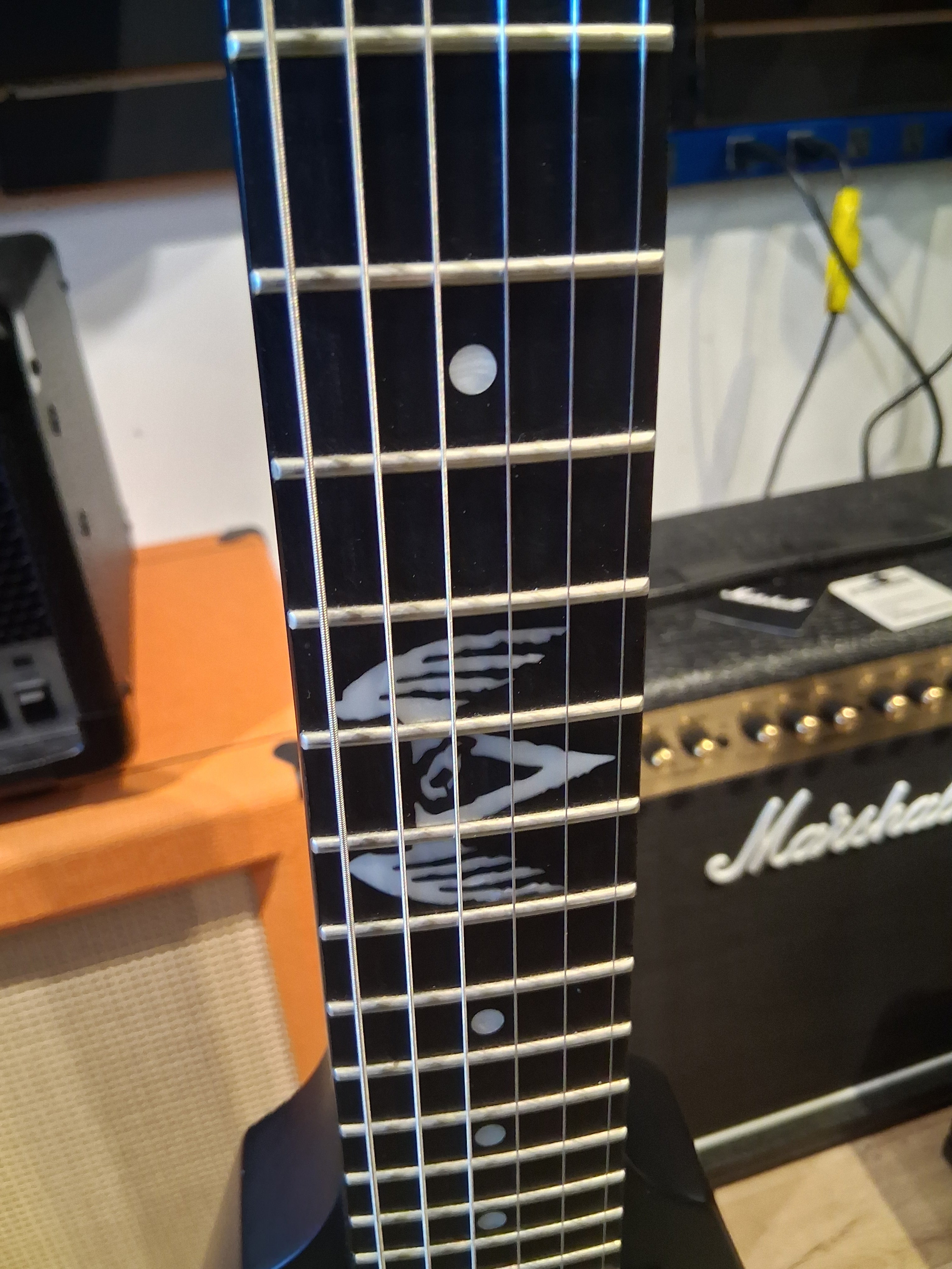 LTD Vulture James Hetfield -USED- No case