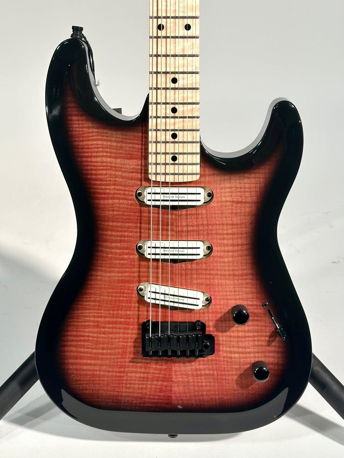 Godin - Artisan ST-III Midnight Pink