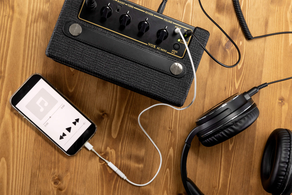 VOX AC Mini avec sortie casque pour la pratique silencieuse