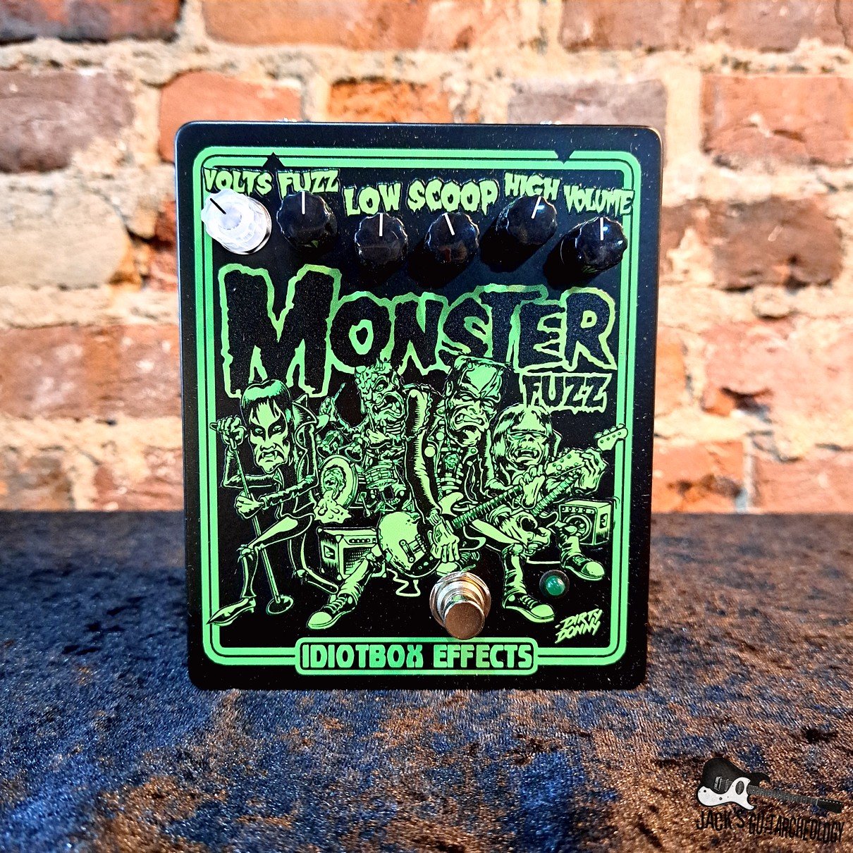 IdiotBox Pedals Monster Fuzz