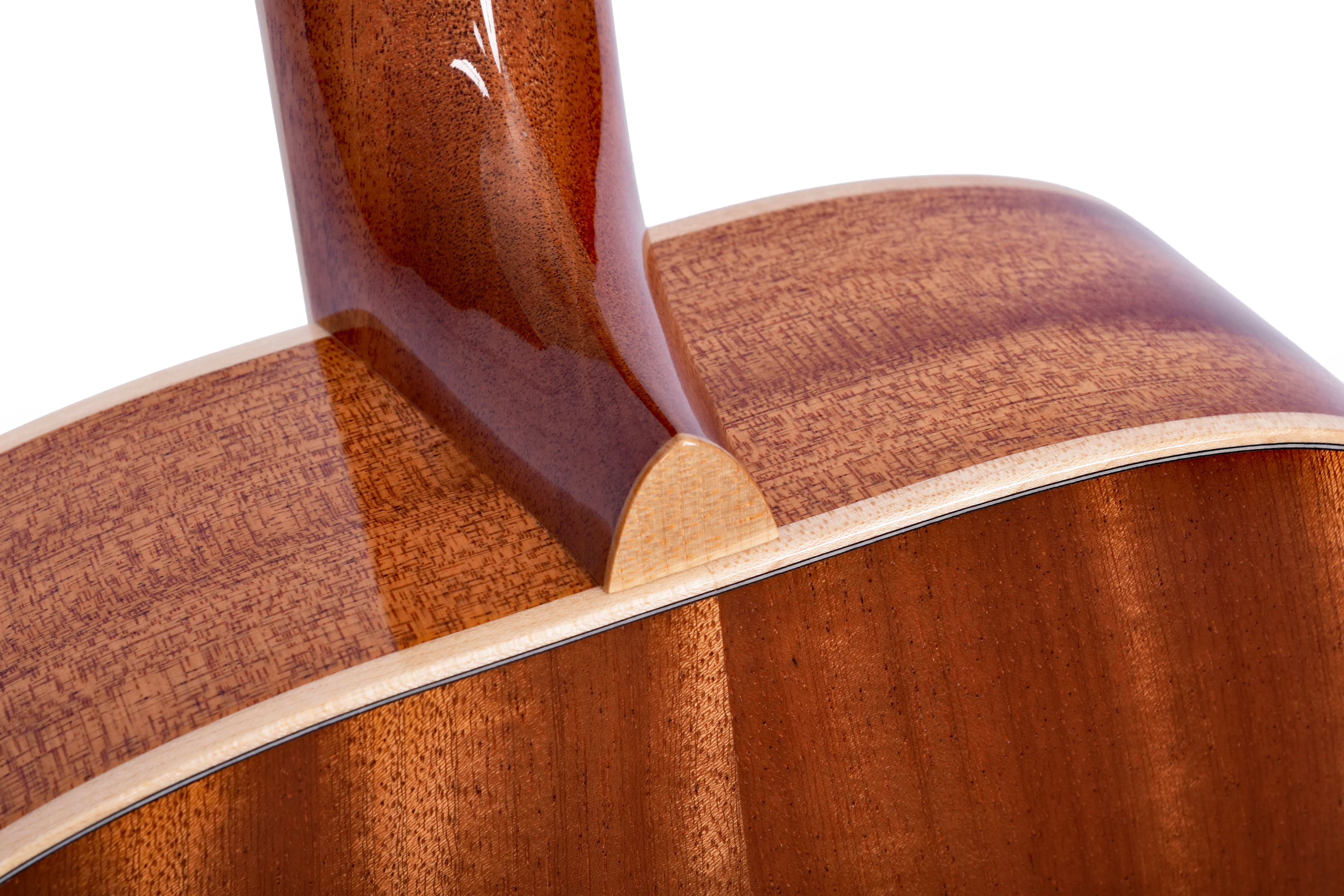 Larrivée OM-44E Series Mahogany