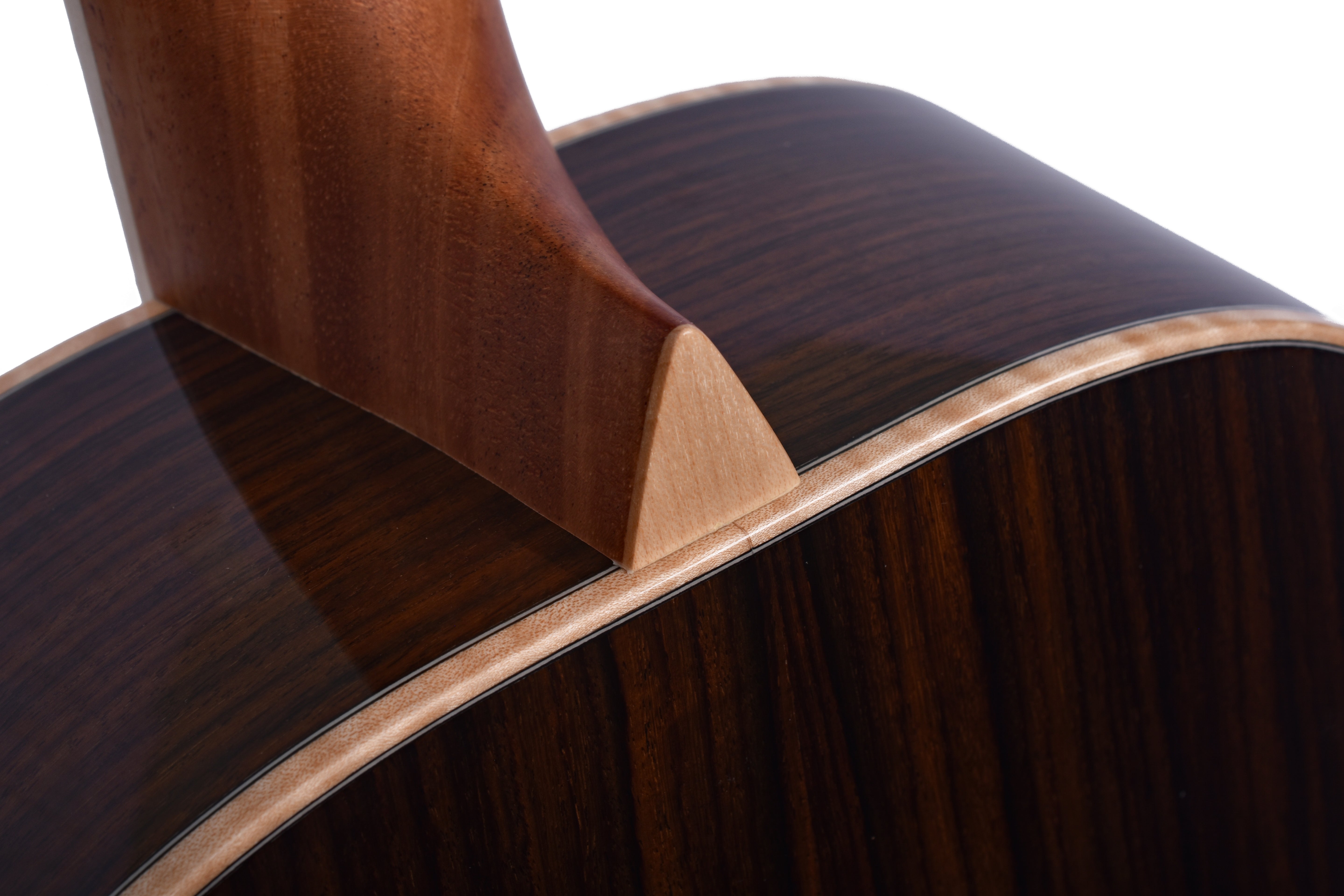 Larrivée OO-60E 60 Series