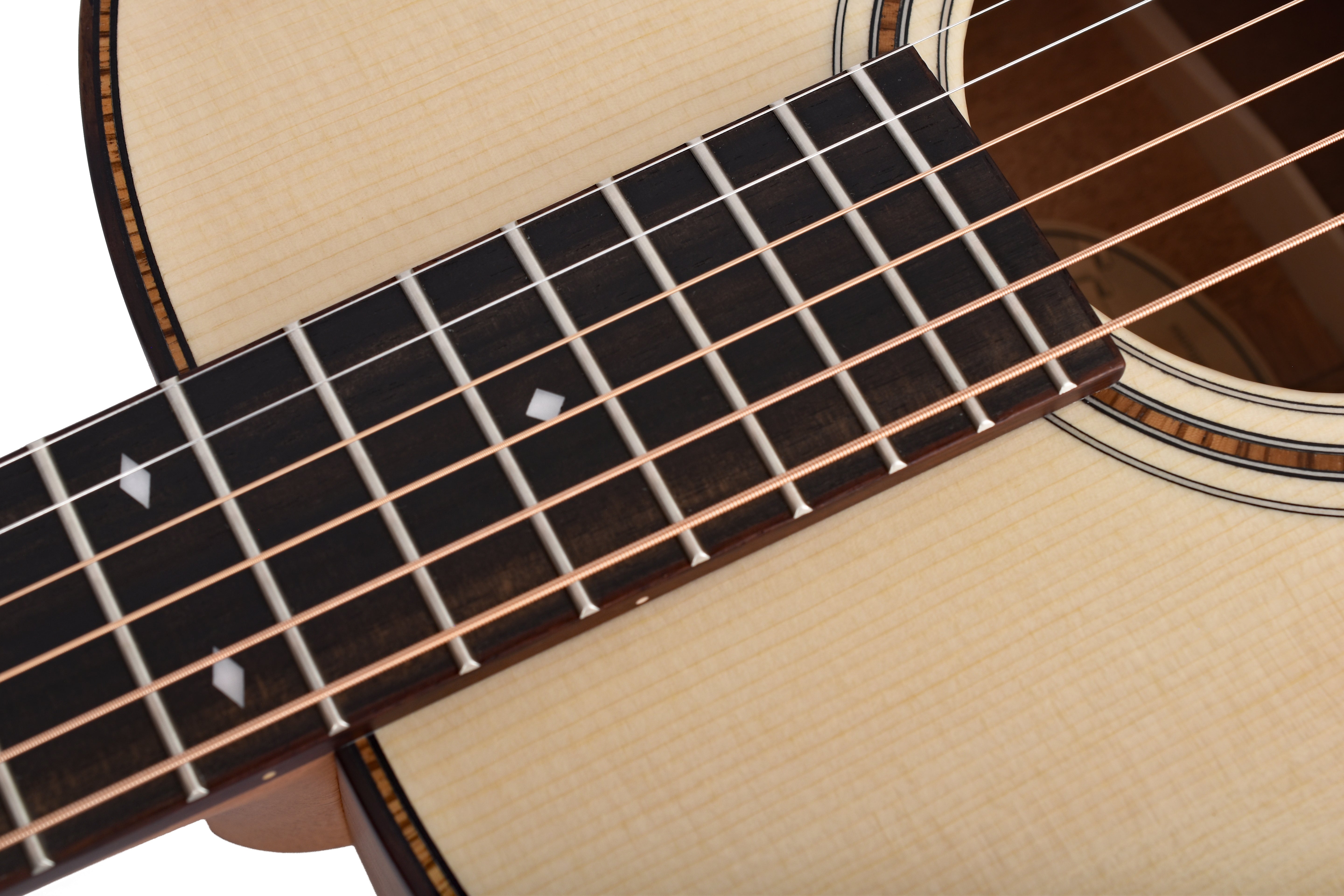 Larrivée OOO-24 Series Mahogany