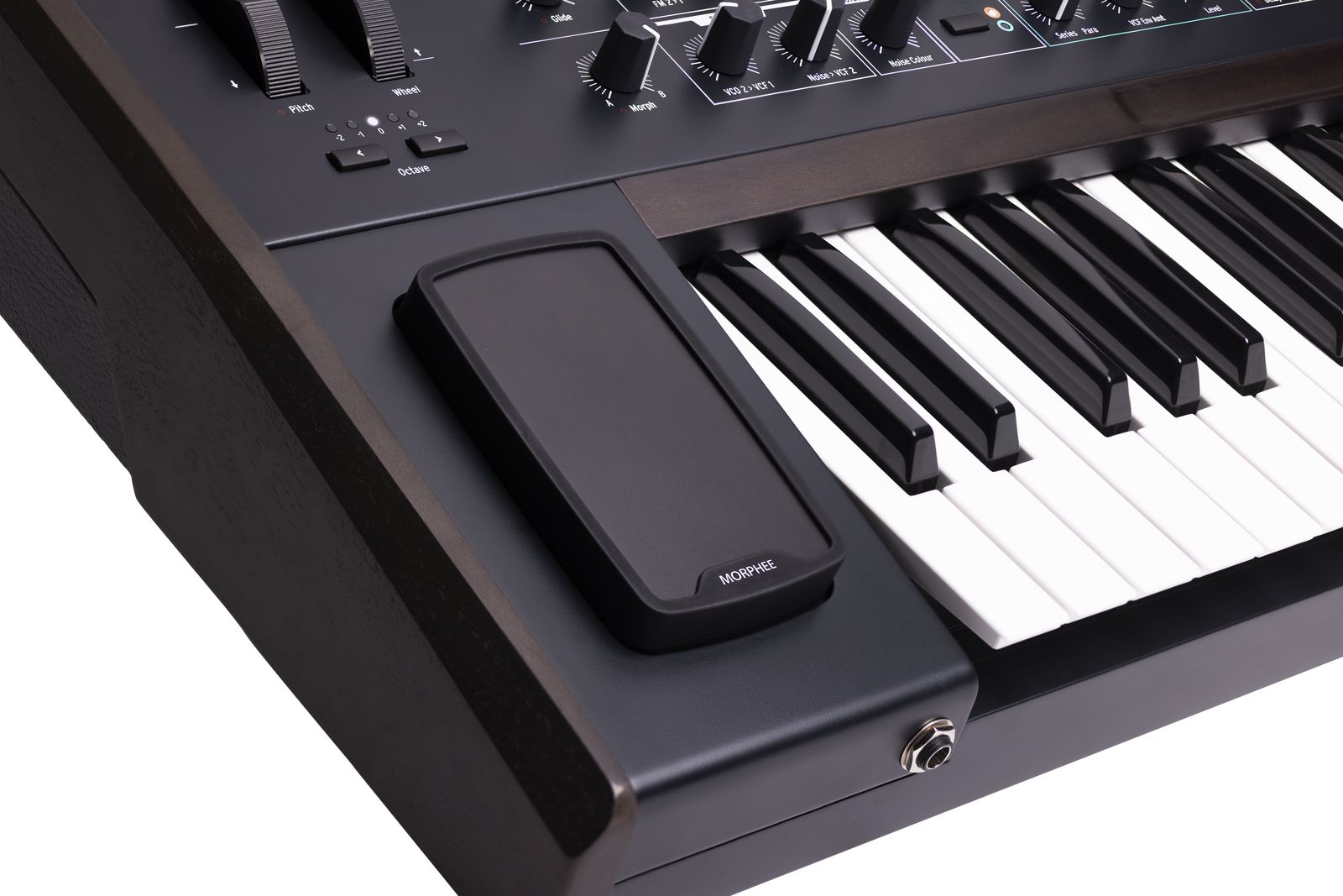 6-Voice Polyphonic Analog Synth, Black Edition