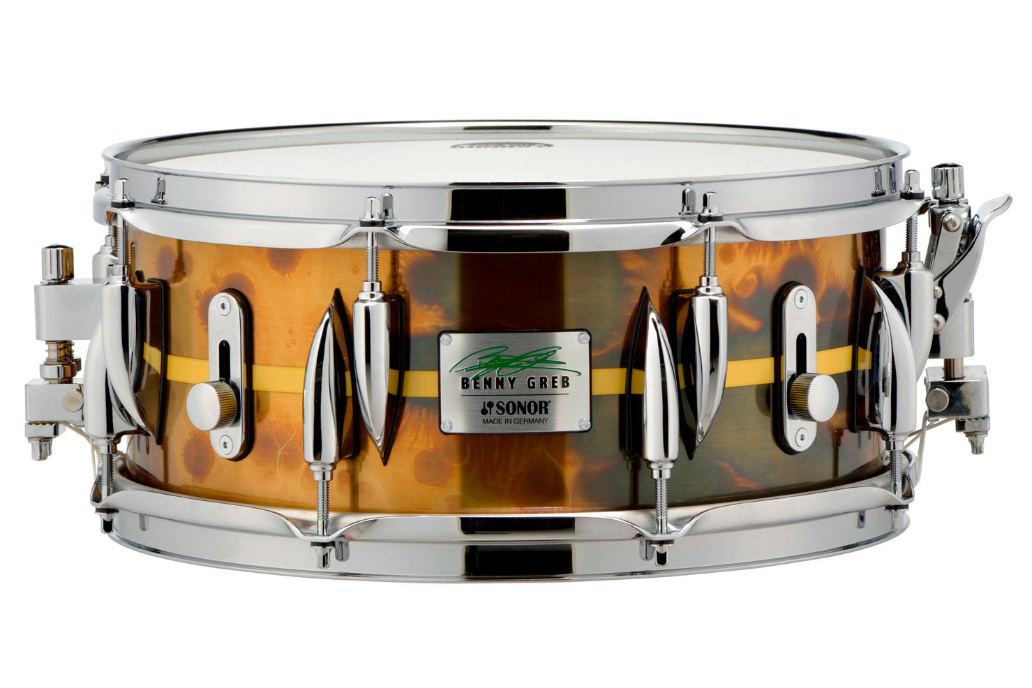 Sonor-BG = Benny Greb, Etched Shell, centered decor stripe 1 cm  height. Internal Dampening System (2), incl. Soft and hard  dampening material (one ea.). Brass Shell 1.2mm