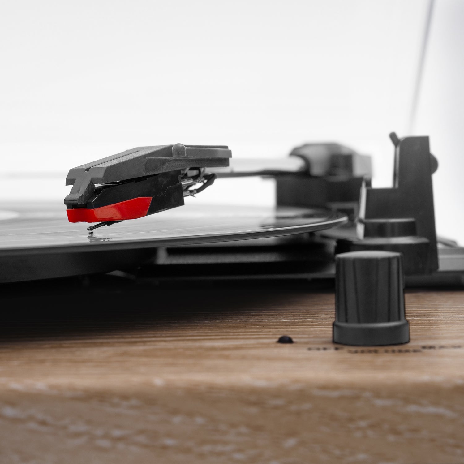 Montauk Bluetooth Turntable System - Farmhouse Walnut