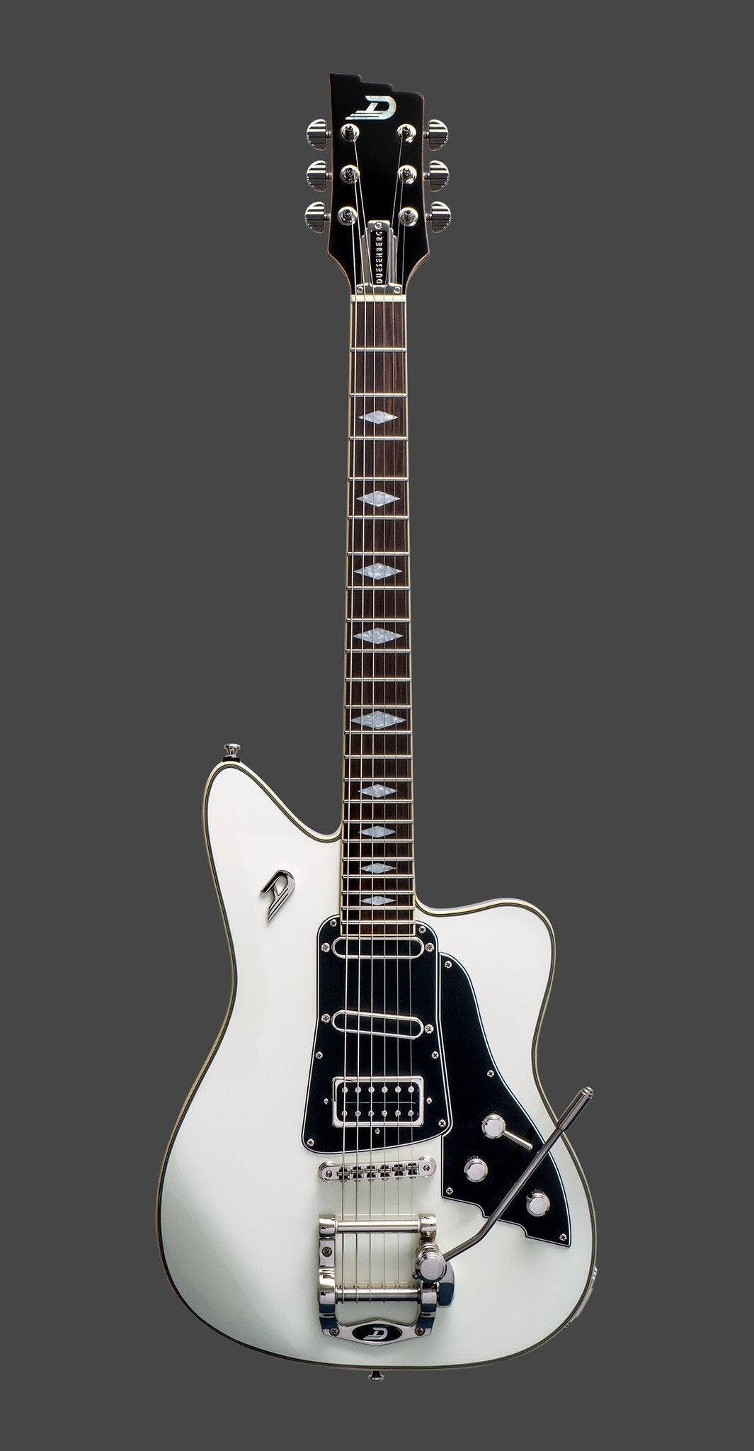 Duesenberg - Paloma Guitar in White with Gig Bag - La Boîte Musicale - La Boîte Musicale - 