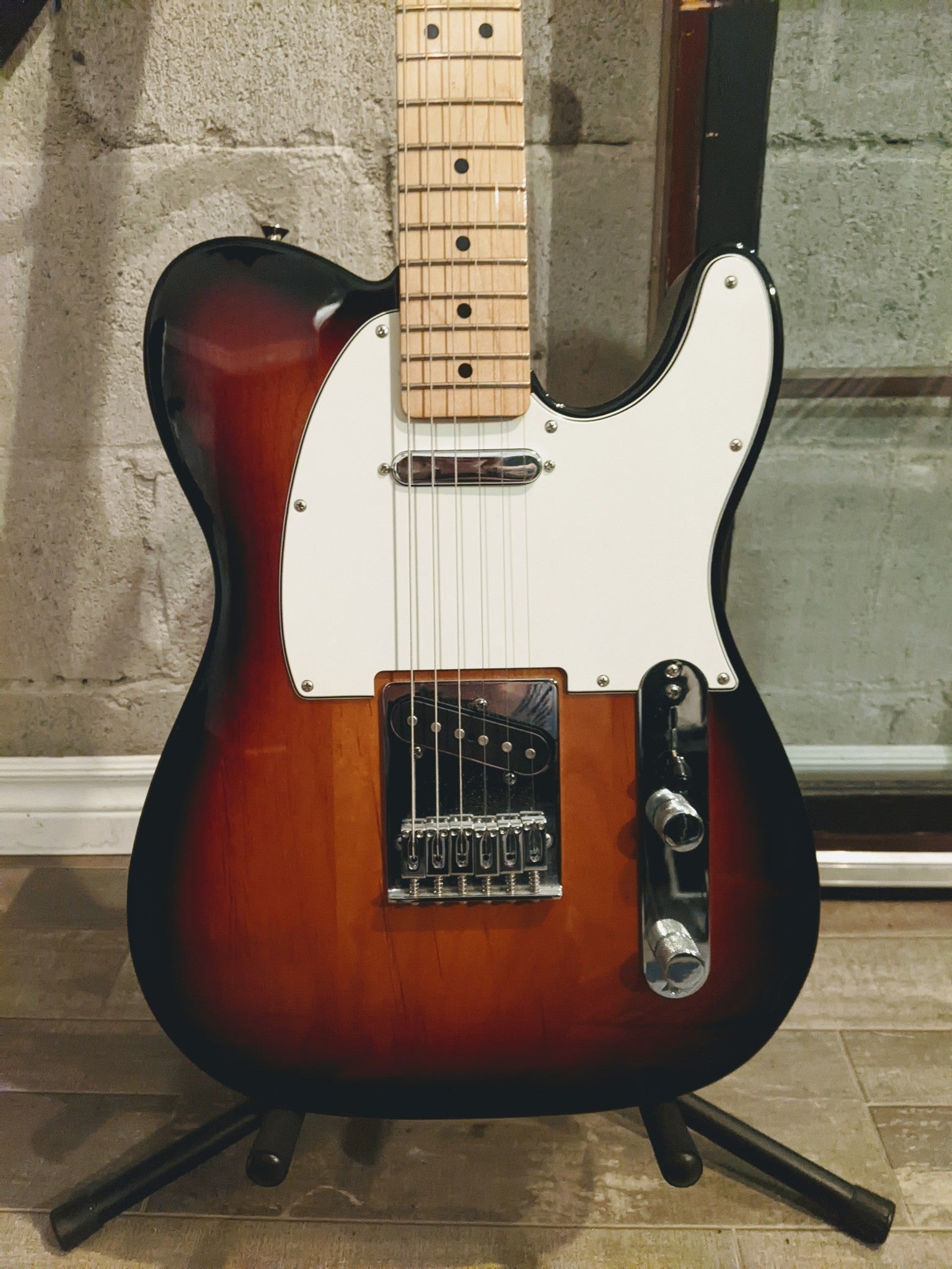 Fender - Telecaster Standard - 2013 / Used - La Boîte Musicale - Fender - 