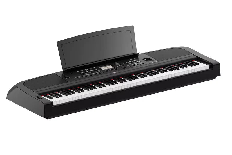 Yamaha DGX670 Digital Piano (Black) - 88 Keys